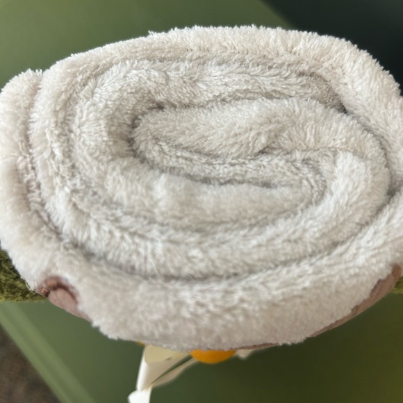 Baby Owl Blanket by Baby Aspen - Picture 2 of 3